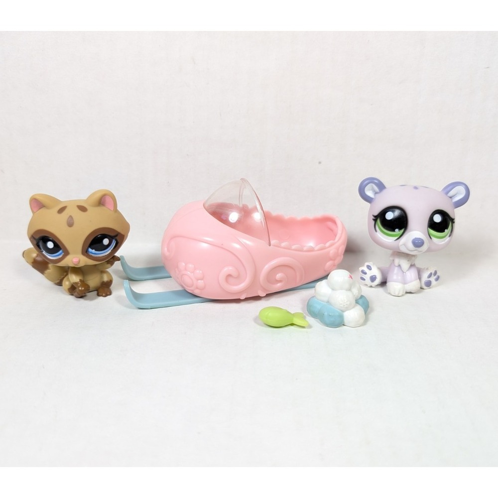 Authentic Littlest Pet Shop Snowy Day Winter Pack 1681 1682 Raccoon Bear LPS